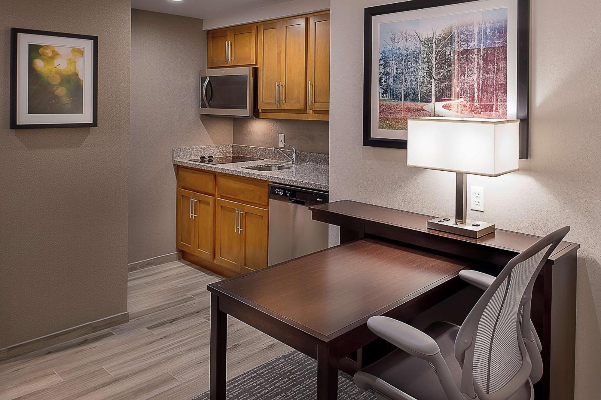 Homewood Suites By Hilton St. Louis Westport Maryland Heights Bagian luar foto